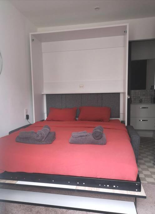 Chambre 2 Pas Du Centre-Ville Gisors Luaran gambar